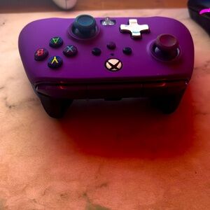 1 XBOX CONTROLLER no attention needed|works and built by me|tested by pro|